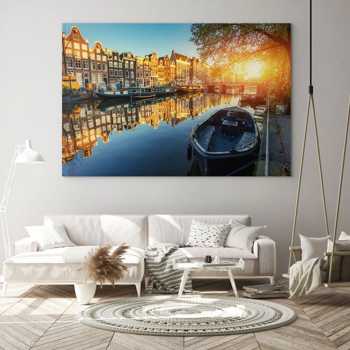 Glastavla - Bild på glas - Amsterdamkanalen vid solnedgången - 70x50cm - En morgon i Amsterdam - Modern väggdekoration för vardagsrum och sovrum ARTTOR