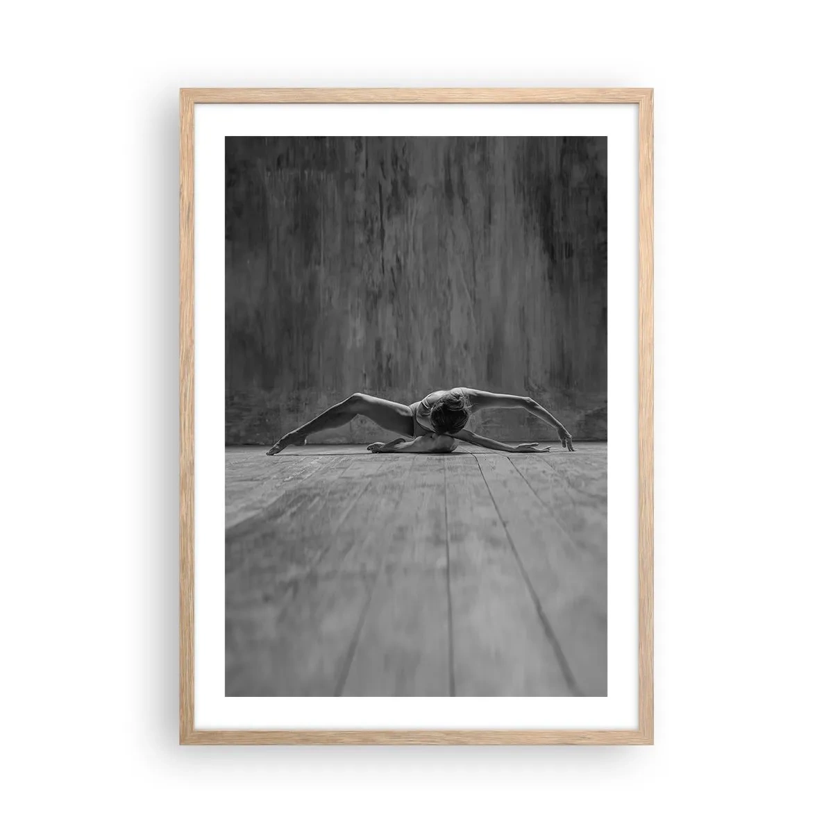 Affisch i ram av ljusek - Upphittad symmetri - 50x70 cm