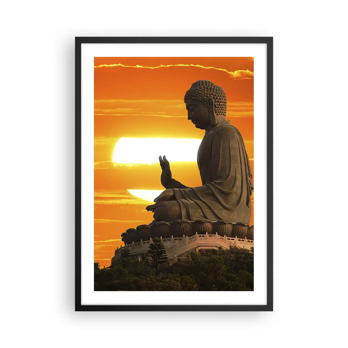 Affisch i svart ram - En Buddhastaty mot en orange himmel - 50x70cm - Utan rädsla för världen - Modern väggdekoration för vardagsrum och sovrum ARTTOR
