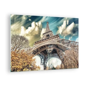 Glastavla - Bild på glas - Eiffeltornet i ett höstlandskap mot en dynamisk himmel - 70x50cm - Och på hösten i Paris... - Modern väggdekoration för vardagsrum och sovrum ARTTOR
