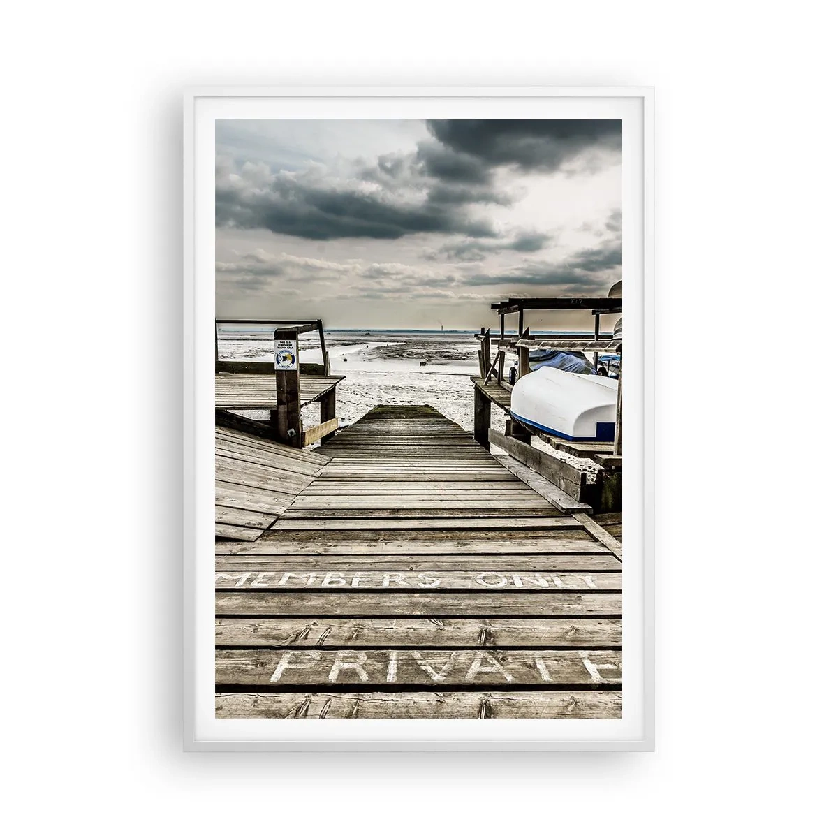 Affisch i vit ram - Stranden i norr - 70x100 cm