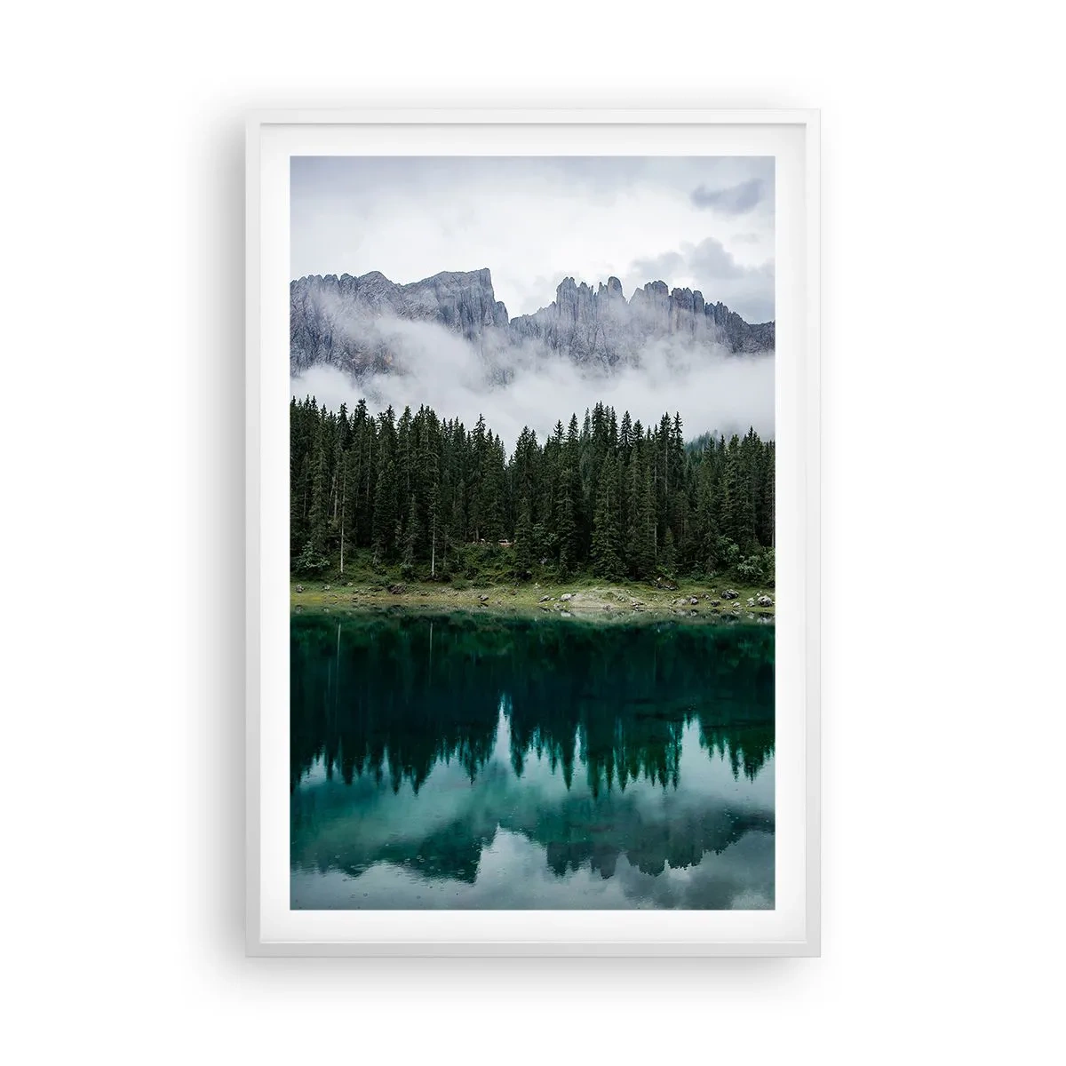 Affisch i vit ram - Tyst, tyst, väck inte sovande vatten... - 61x91 cm