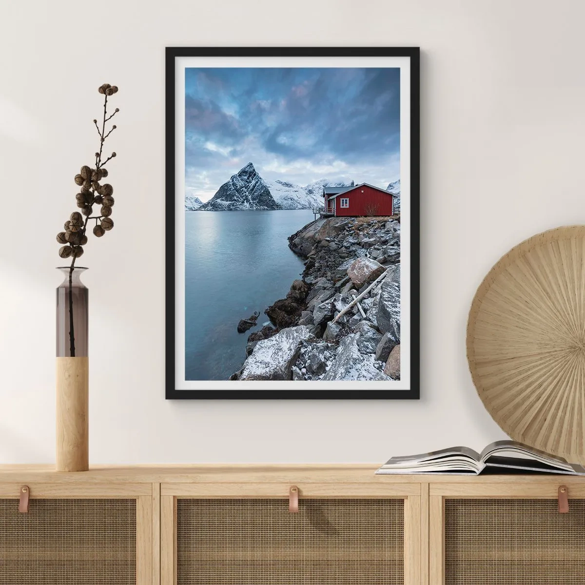 Affisch i svart ram - Alpin höst - 50x70cm - Skandinavisk tillflyktsort - Modern väggdekoration för vardagsrum och sovrum ARTTOR