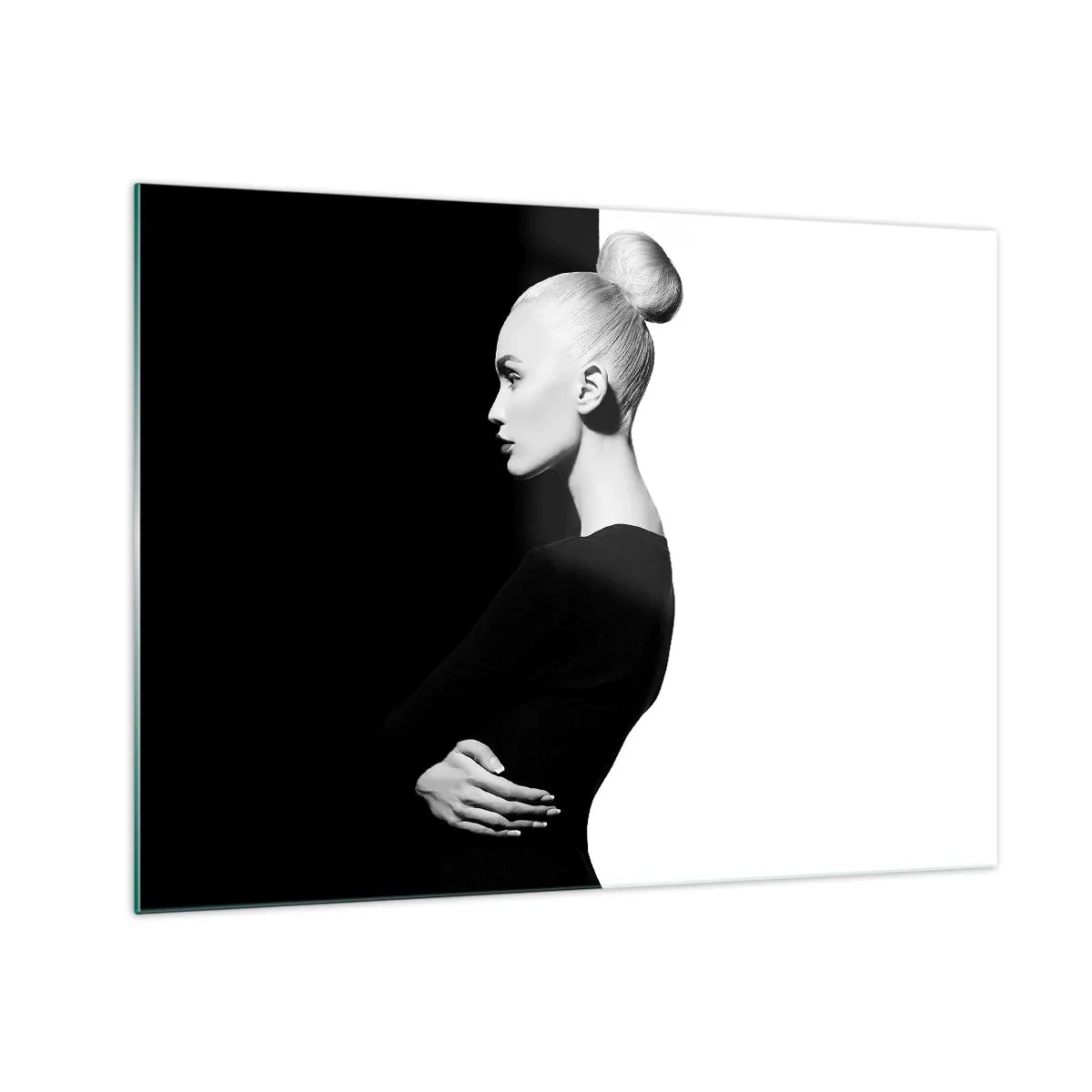 Glastavla - Bild på glas - Svartvitt porträtt av en kvinna i en elegant knut - 70x50cm - Helt enkelt en kvinna - Modern väggdekoration för vardagsrum och sovrum ARTTOR