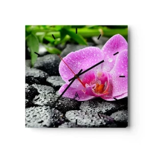 Väggklocka - Klocka på glas - Som öppet hjärta - 30x30 cm