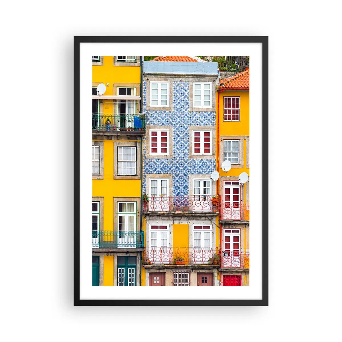 Affisch i svart ram - Färgglada fasader på hyreshus i portugisisk stil - 50x70cm - Gamla stans färger - Modern väggdekoration för vardagsrum och sovrum ARTTOR