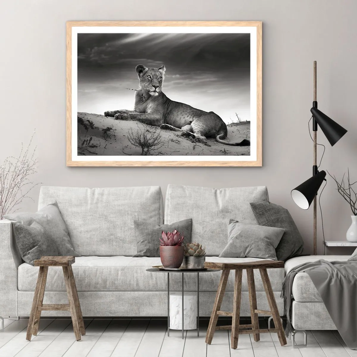 Affisch i ram av ljusek - Öknens drottnings vila - 100x70 cm