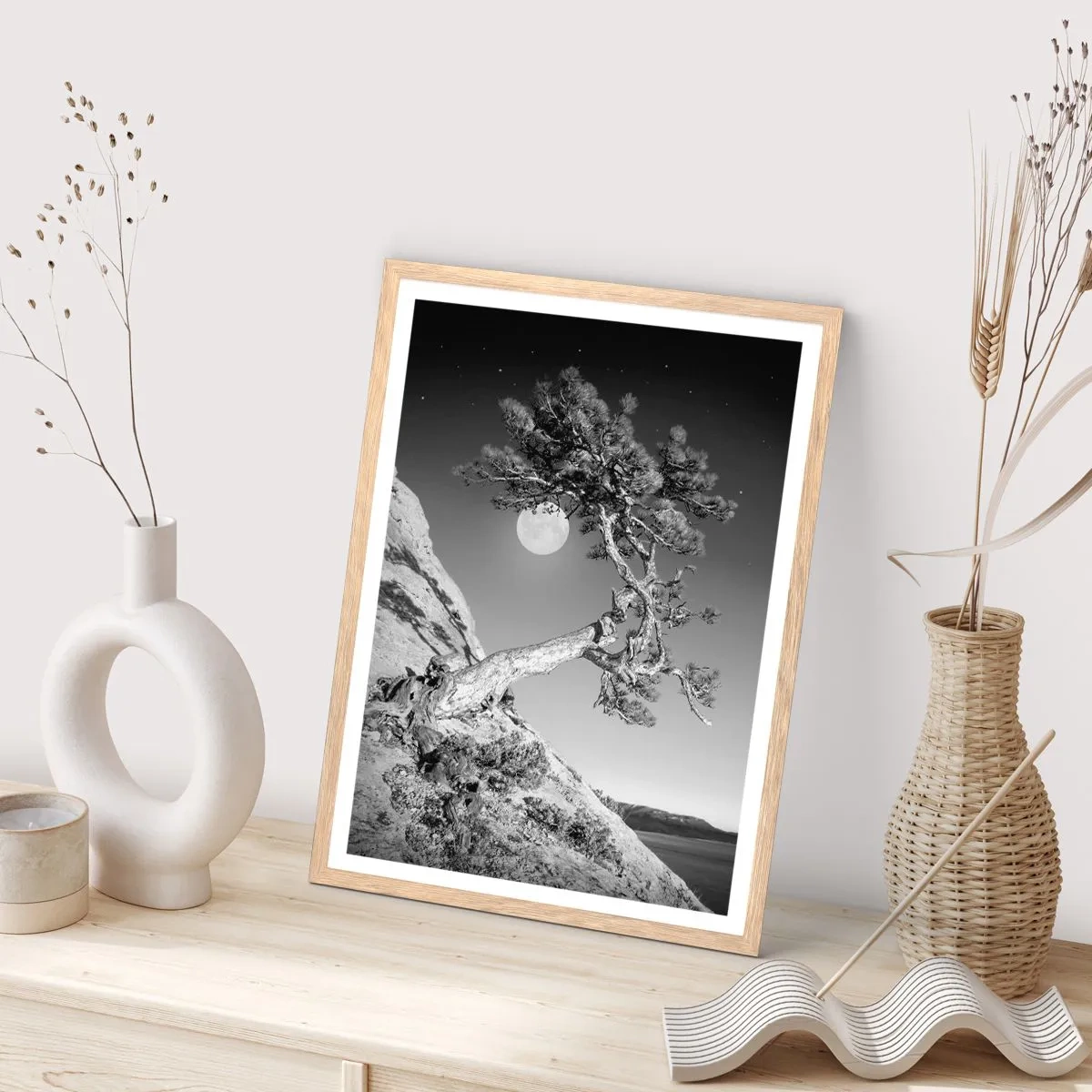 Affisch i ram av ljusek - Segerrik kämpe - 61x91 cm