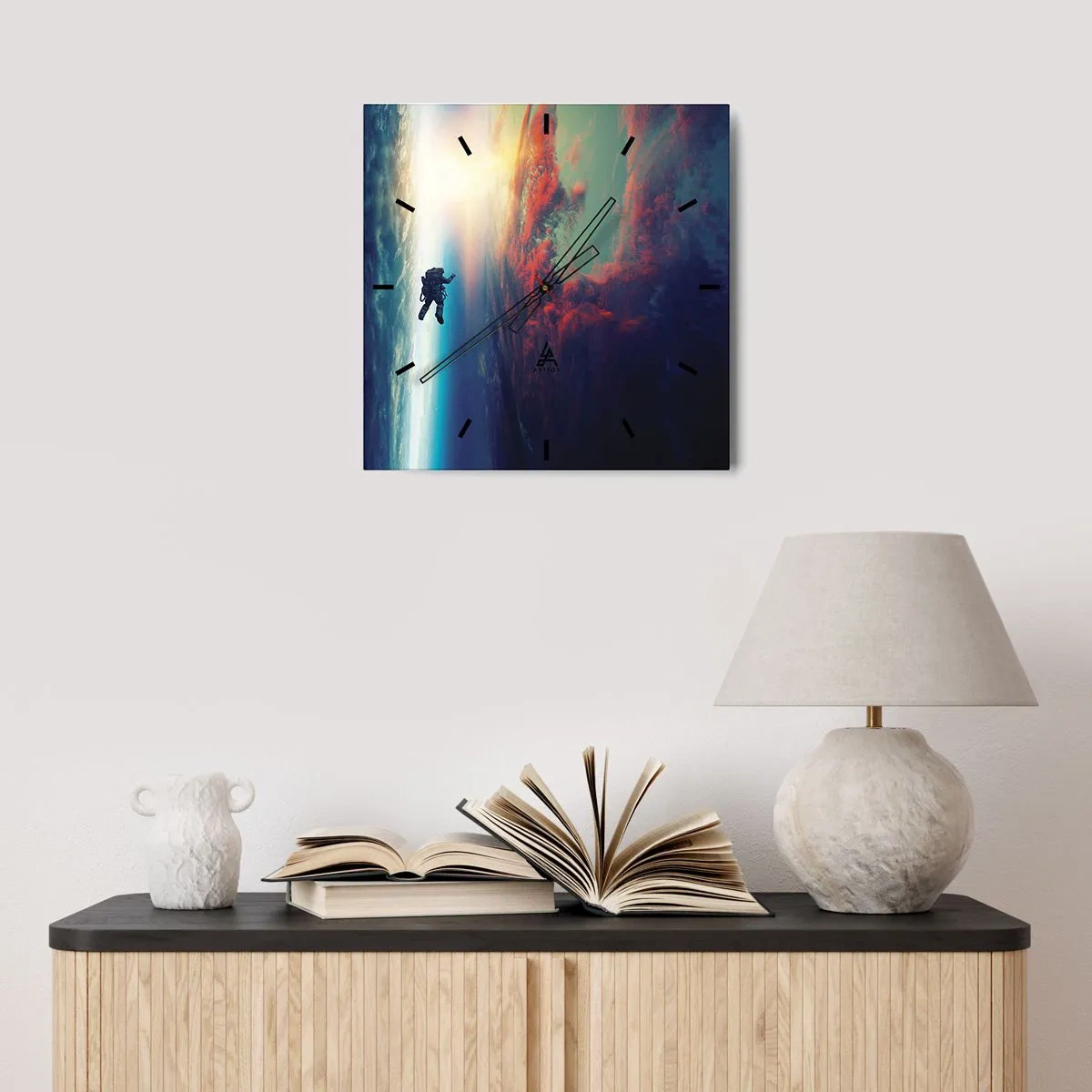 Väggklocka - Klocka på glas - Stå emot universumet - 40x40 cm