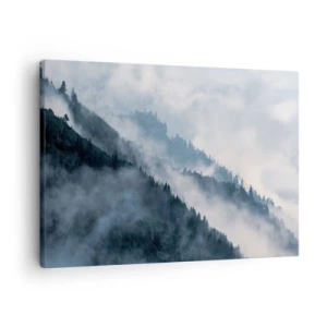 Canvastavla - Bild på duk - Dimma svävar över de skogsklädda bergssidorna i ett mystiskt landskap - 70x50cm - Fjällens mystik - Modern väggdekoration för vardagsrum och sovrum ARTTOR