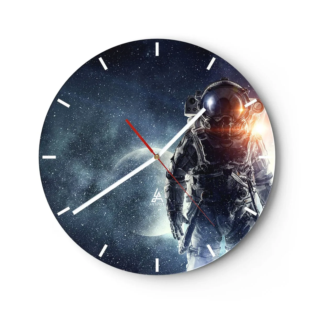 Väggklocka - Klocka på glas - Astronaut i rymden med en planet och stjärnor i bakgrunden - 30x30cm - Äventyr i rymden - Modern väggdekoration för vardagsrum, kök och sovrum ARTTOR