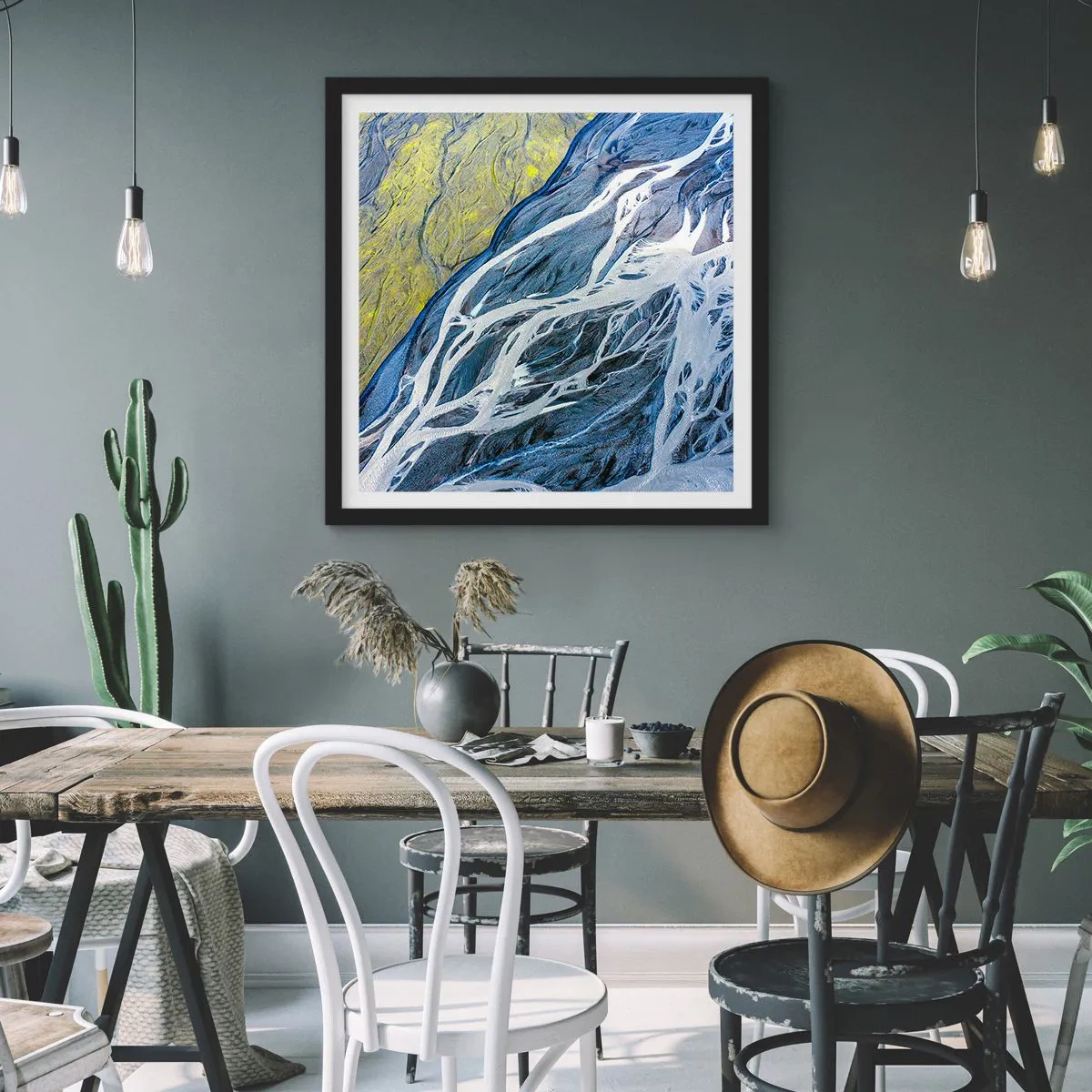 Affisch i svart ram - Naturens grottmålningar - 60x60 cm