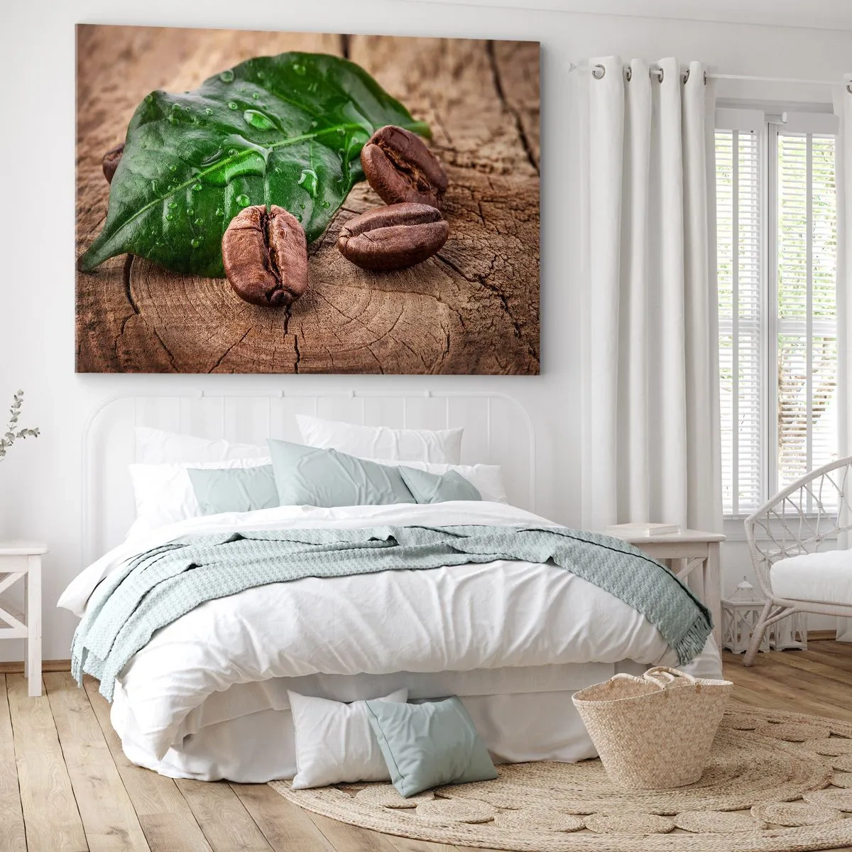 Canvastavla - Bild på duk - Kaffebönor och grönt blad på en träbakgrund - 70x50cm - Äkta och svart - Modern väggdekoration för vardagsrum och sovrum ARTTOR
