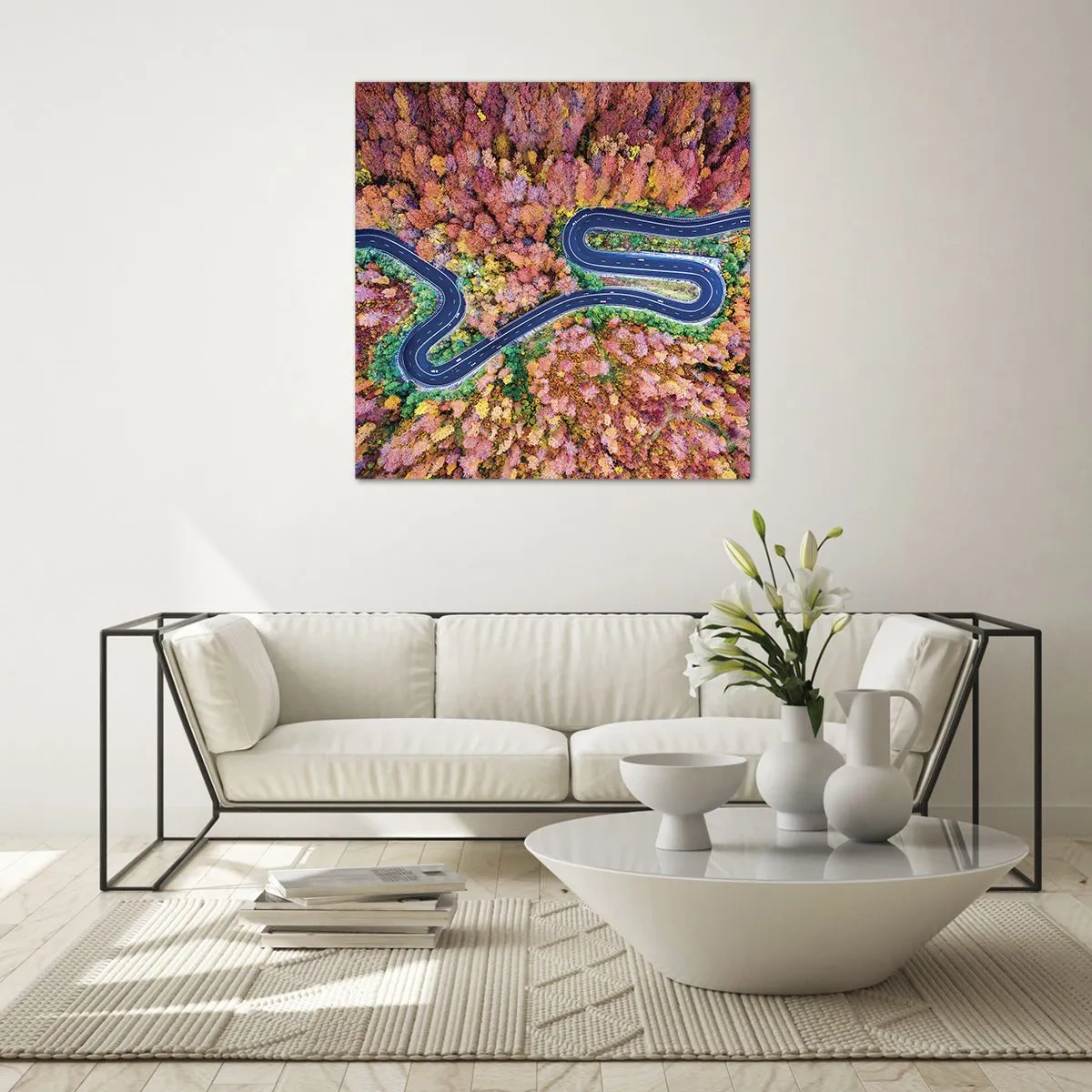 Glastavla - Bild på glas - Slingrande väg genom skogen - 70x70 cm