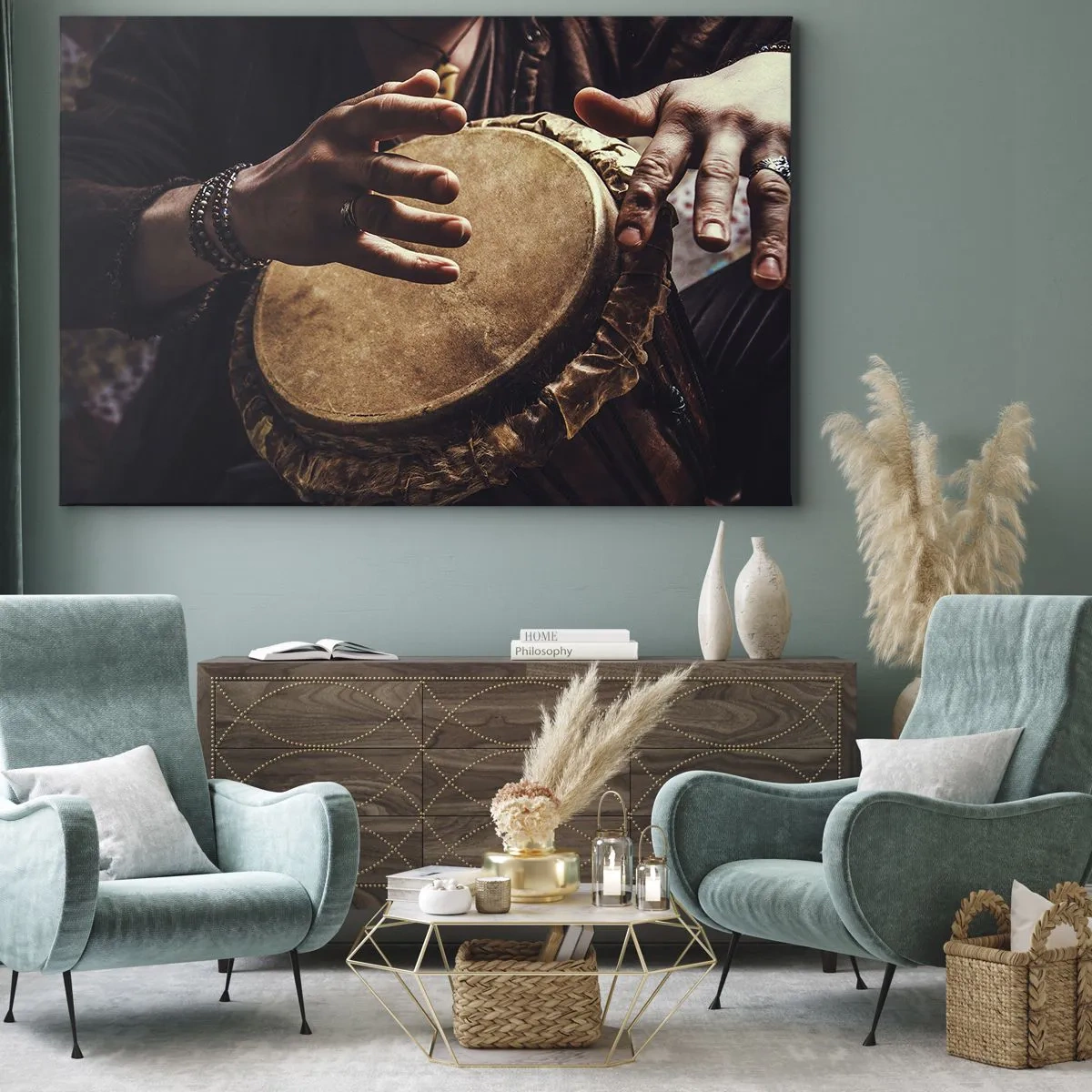 Canvastavla - Bild på duk - Händer som spelar en traditionell djembetrumma - 70x50cm - I hjärtats takt - Modern väggdekoration för vardagsrum och sovrum ARTTOR