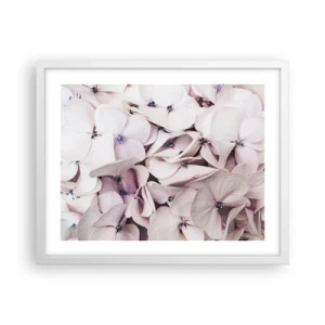 Affisch i vit ram - I en flod av blommor - 50x40 cm