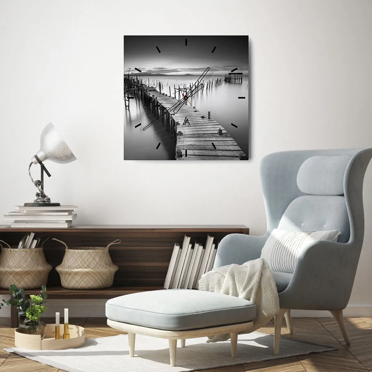 Väggklocka - Klocka på glas - Den glömda strandens ro - 30x30 cm