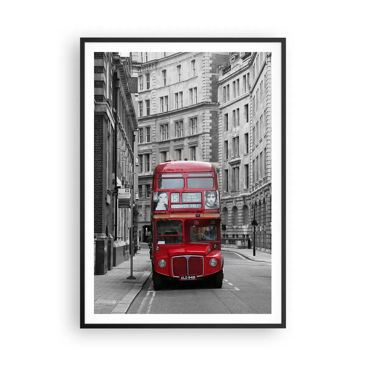 Affisch i svart ram - Vardagen behöver inte vara grå - 70x100 cm