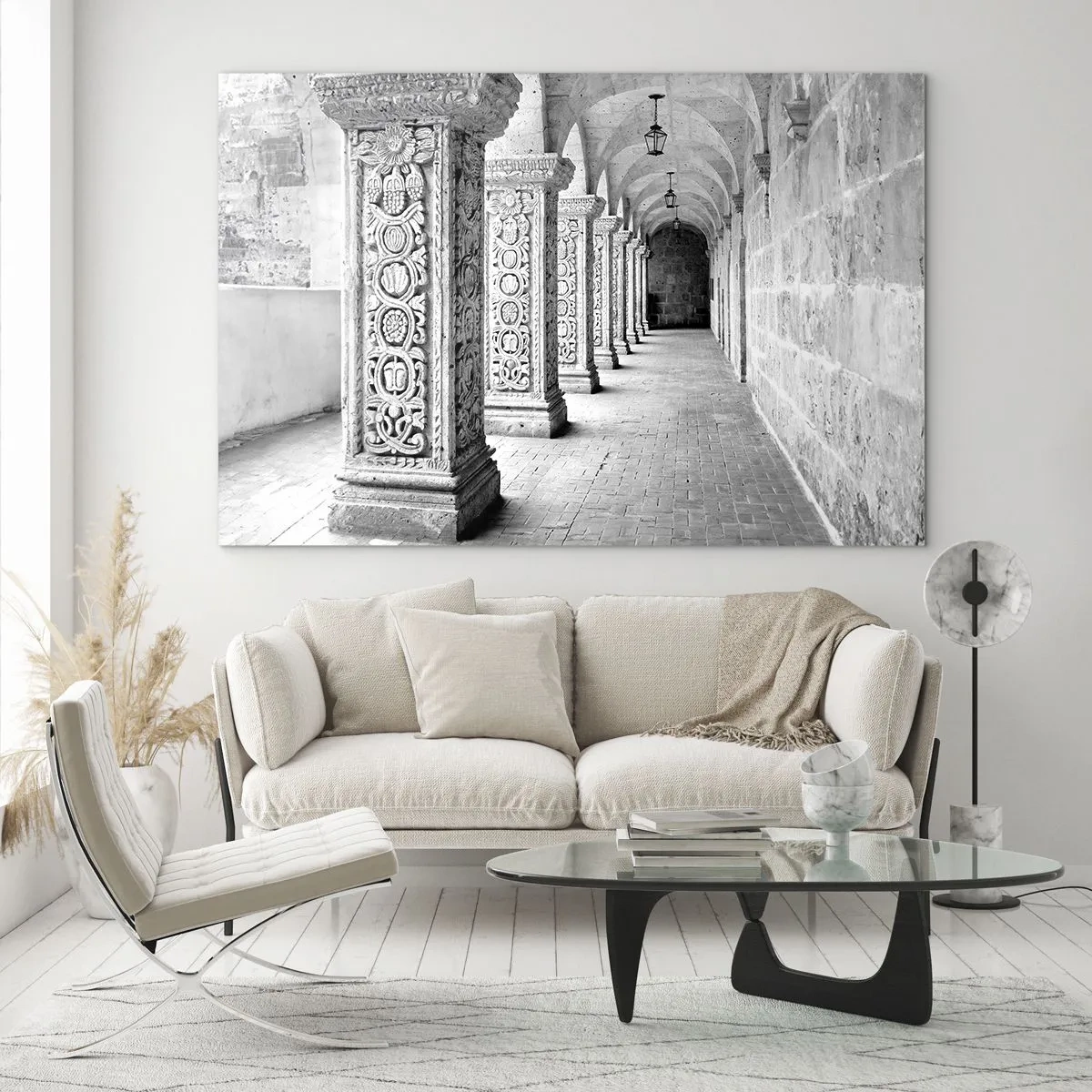 Glastavla - Bild på glas - Historisk klostergång med snidade kolonner - 70x50cm - Och vart tar det vägen? - Modern väggdekoration för vardagsrum och sovrum ARTTOR