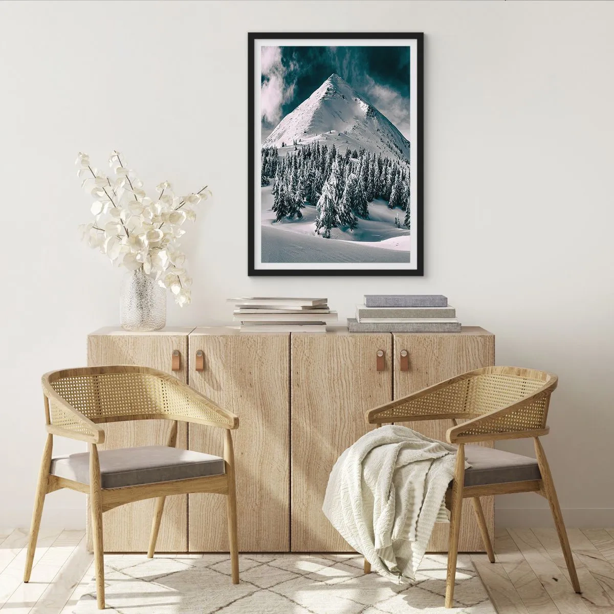 Affisch i svart ram - Snö- och islandet - 61x91 cm