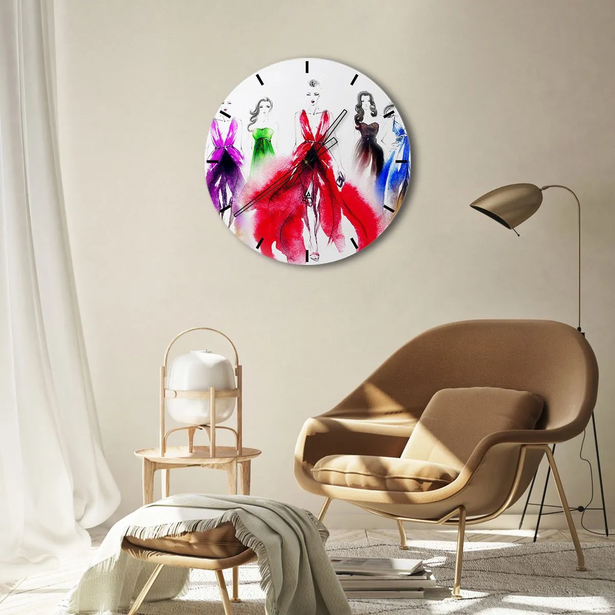 Väggklocka - Klocka på glas - Silhuetter av kvinnor i eleganta, färgglada aftonklänningar - 30x30cm - Stämning för dräkter - Modern väggdekoration för vardagsrum, kök och sovrum ARTTOR