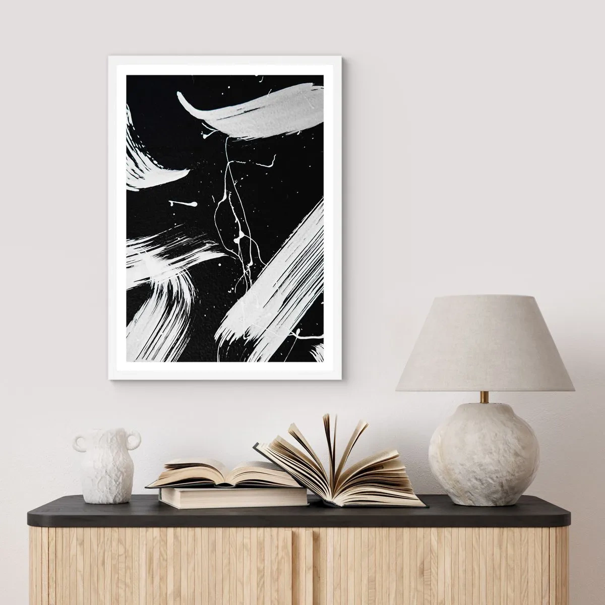 Affisch i vit ram - Bryta mörkret - 61x91 cm