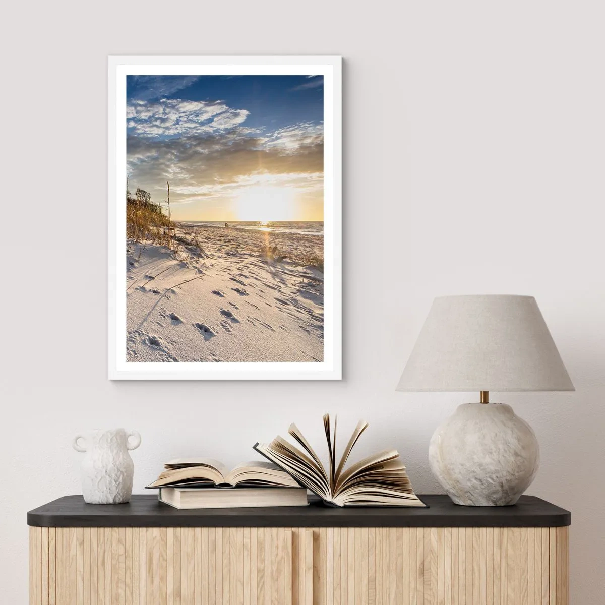 Affisch i vit ram - Inbjudan till promenad - 50x70 cm