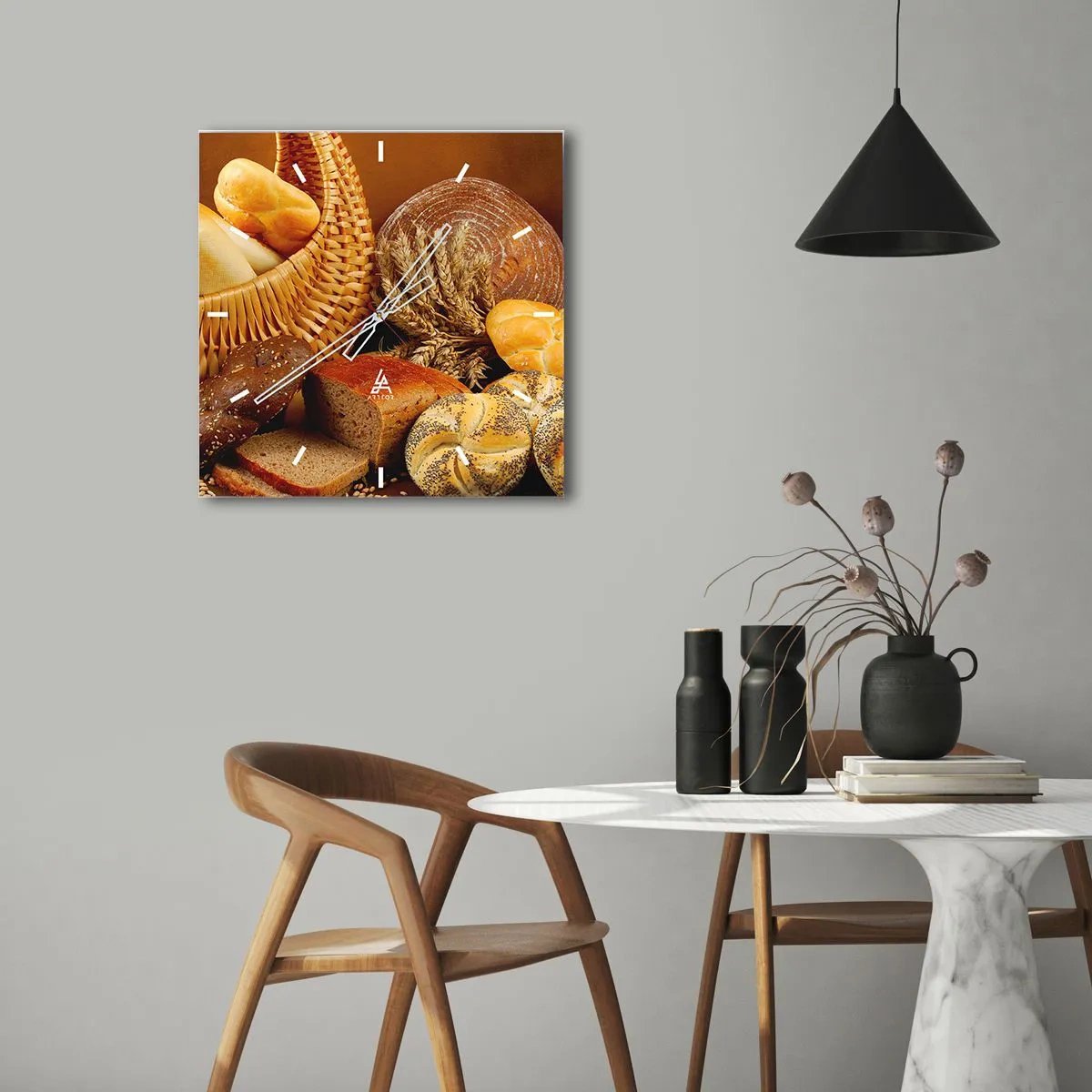 Väggklocka - Klocka på glas - Vi kom undan igen - 40x40 cm