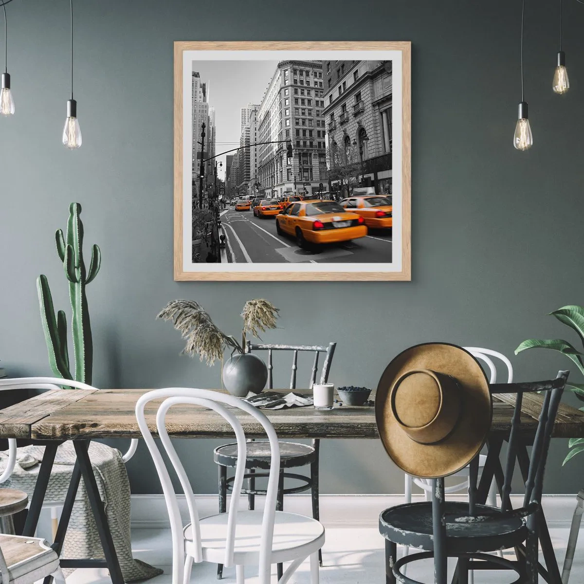 Affisch i ram av ljusek - Storstadens solar - 40x40 cm