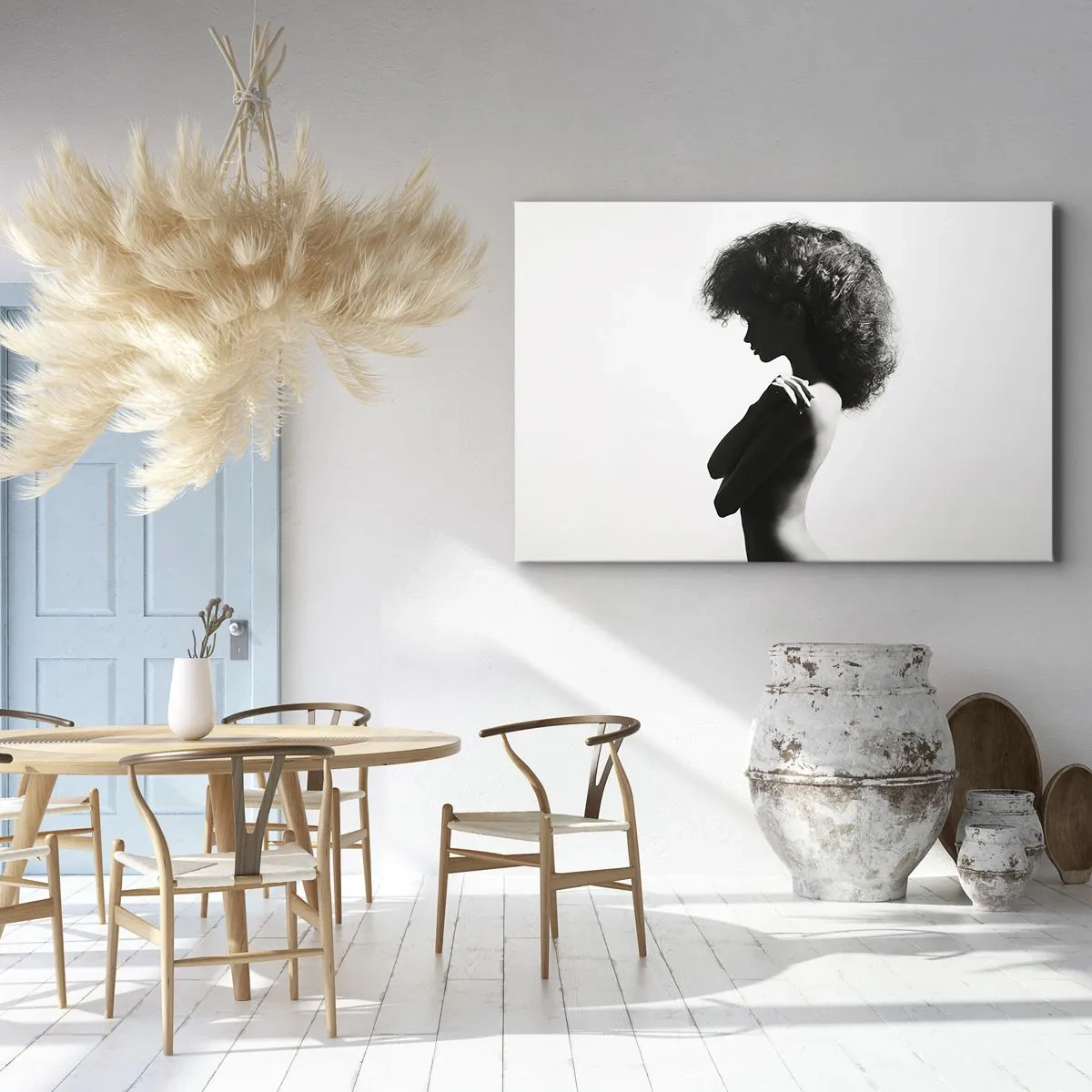 Canvastavla - Bild på duk - En subtil silhuett av en kvinna i svarta och vita nyanser mot en ljus bakgrund - 70x50cm - Som en blomma på en slank stjälk - Modern väggdekoration för vardagsrum och sovrum ARTTOR