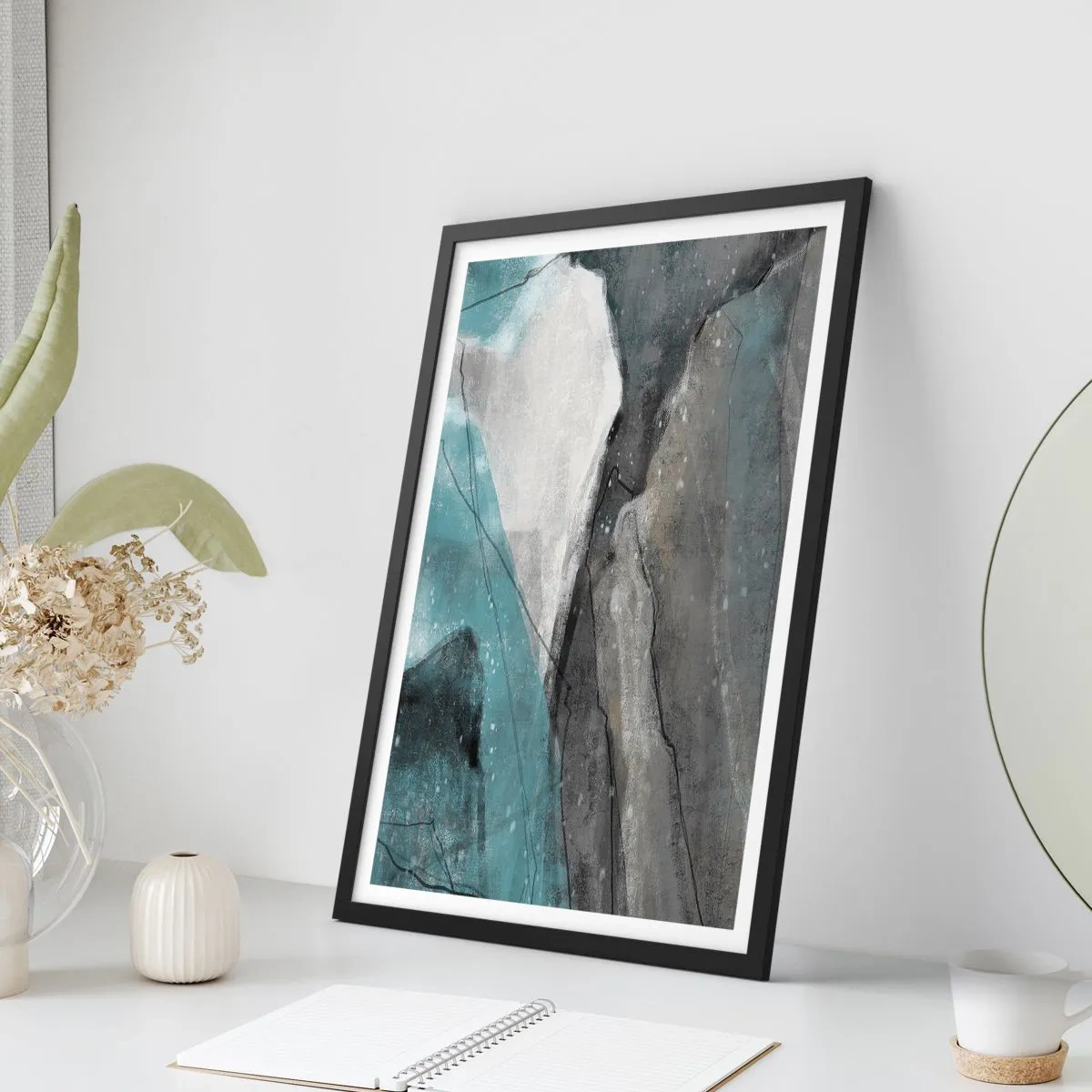 Affisch i svart ram - En abstrakt komposition inspirerad av ett bergslandskap - 50x70cm - Abstraktion: stenar och is - Modern väggdekoration för vardagsrum och sovrum ARTTOR