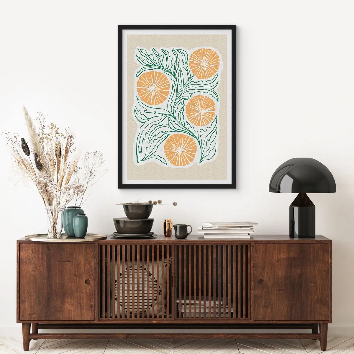 Affisch i svart ram - Abstrakt komposition av löv och apelsiner på en beige bakgrund - 50x70cm - Etniskt med en touch av abstraktion - Modern väggdekoration för vardagsrum och sovrum ARTTOR