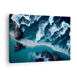 Canvastavla - Bild på duk - Flygfoto över vågor som slår mot stranden - 70x50cm - Insvept i vågorna - Modern väggdekoration för vardagsrum och sovrum ARTTOR
