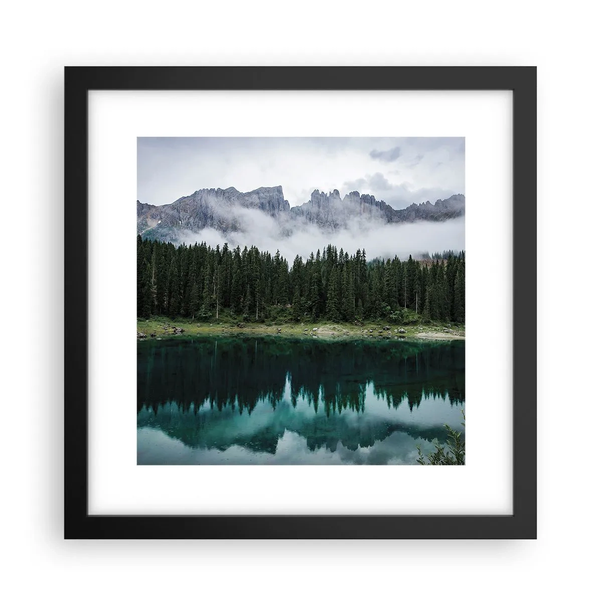 Affisch i svart ram - Tyst, tyst, väck inte sovande vatten... - 30x30 cm