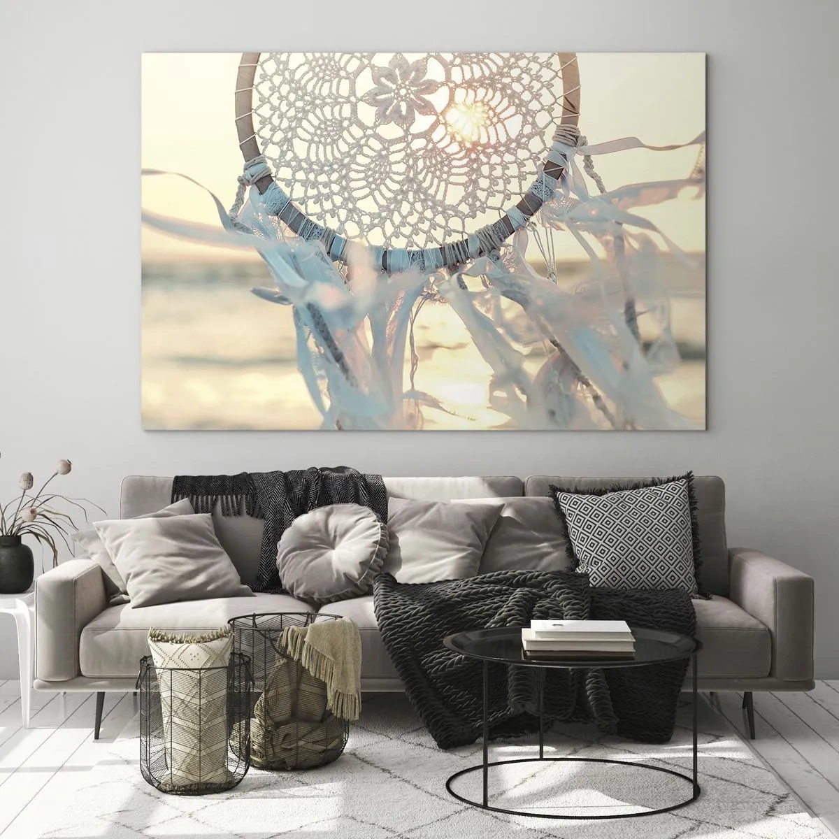 Glastavla - Bild på glas - En spetstotem med fina fransar mot bakgrund av den nedgående solen över havet. - 70x50cm - Spetstotem - Modern väggdekoration för vardagsrum och sovrum ARTTOR