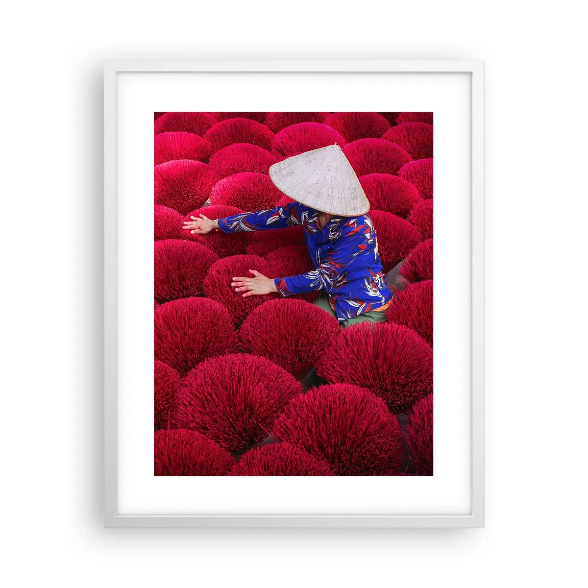 Affisch i vit ram - På ett risfält - 40x50 cm