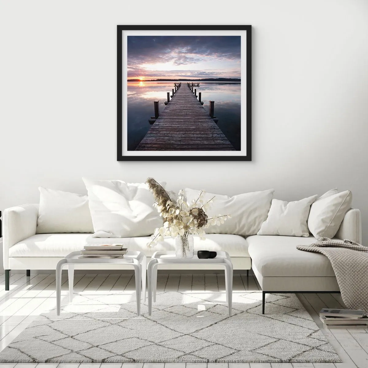 Affisch i svart ram - Den tysta gränsen mellan dag och natt - 60x60 cm