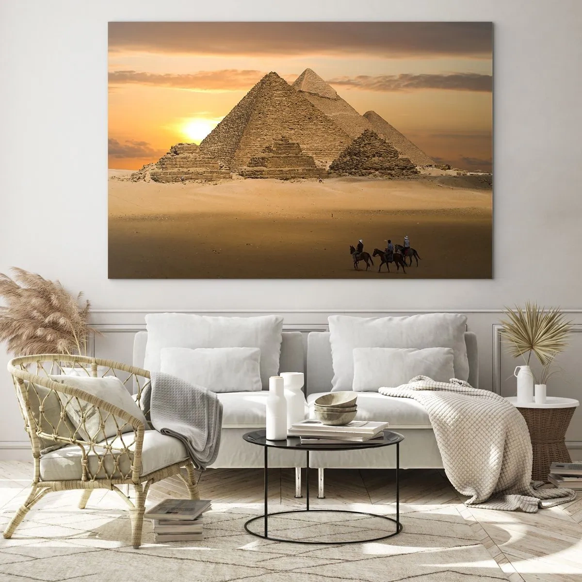 Glastavla - Bild på glas - Pyramiderna i Giza vid solnedgången med ryttare på hästar - 70x50cm - 1000 år utan ändring - Modern väggdekoration för vardagsrum och sovrum ARTTOR