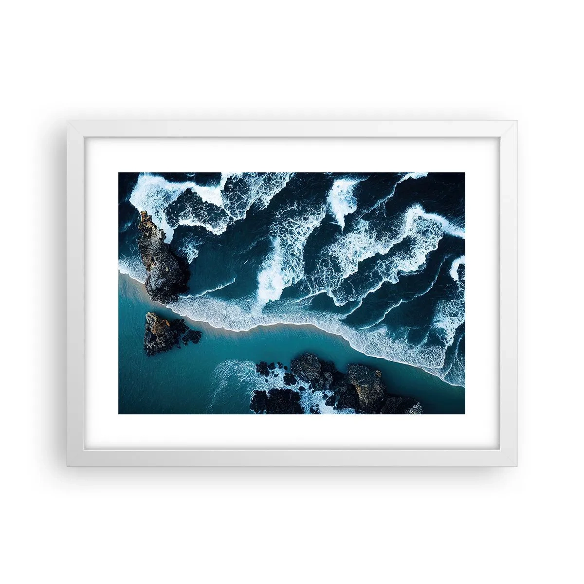 Affisch i vit ram - Insvept i vågorna - 40x30 cm