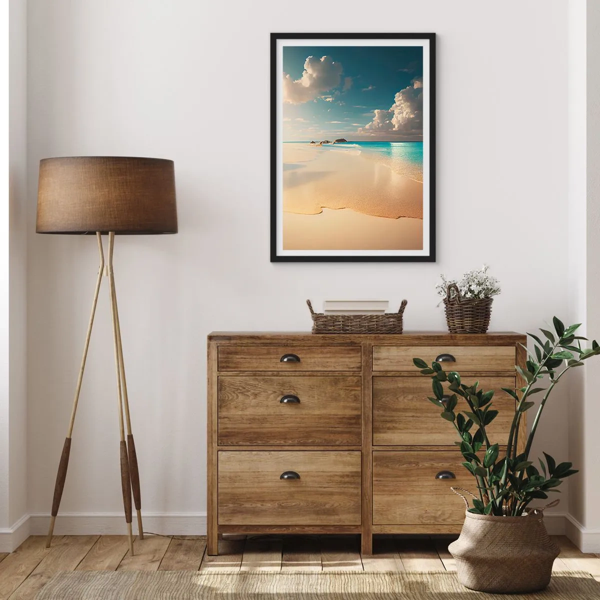 Affisch i svart ram - En strand med turkost vatten, fina moln och sand - 50x70cm - En drömlik dag - Modern väggdekoration för vardagsrum och sovrum ARTTOR