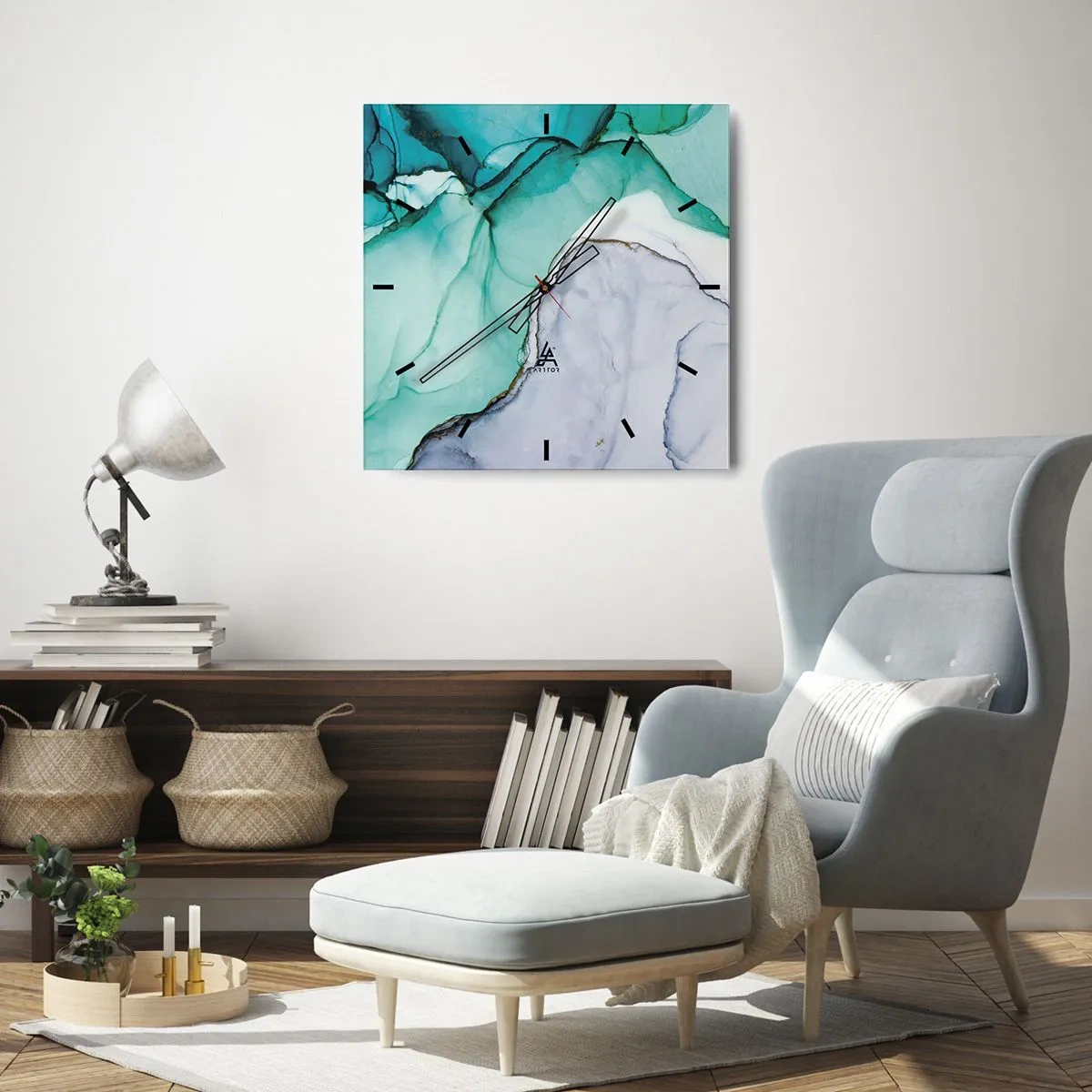 Väggklocka - Klocka på glas - En studie i turkos - 30x30 cm