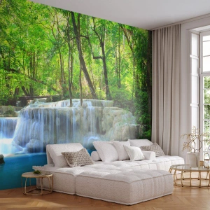 Fototapet Standard Eco - Ett exotiskt vattenfall i en grön tropisk skog - 100x70cm - Sjunka i turkos och grön - Modern väggdekoration för vardagsrum och sovrum ARTTOR