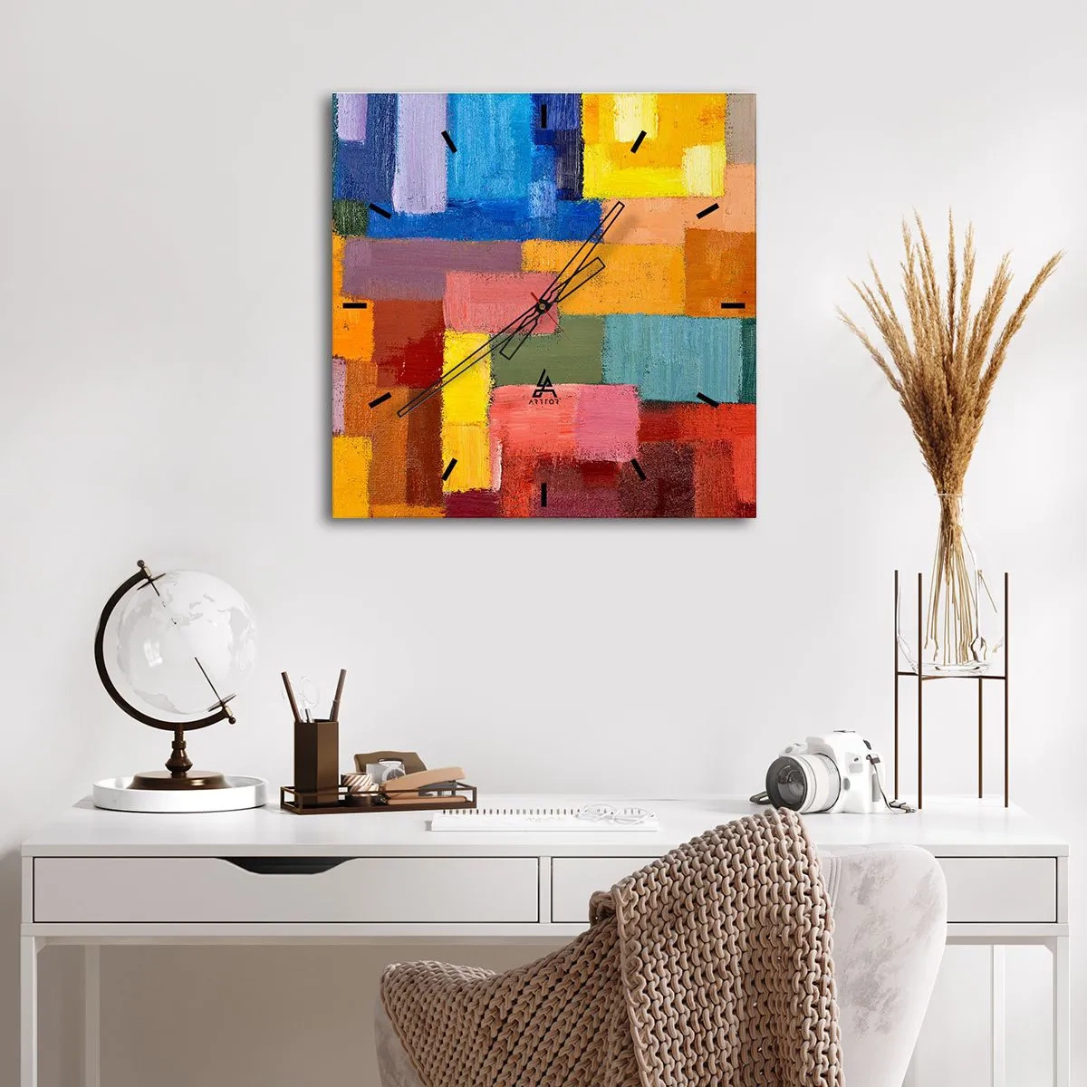 Väggklocka - Klocka på glas - Alla olika, alla färgglada - 40x40 cm