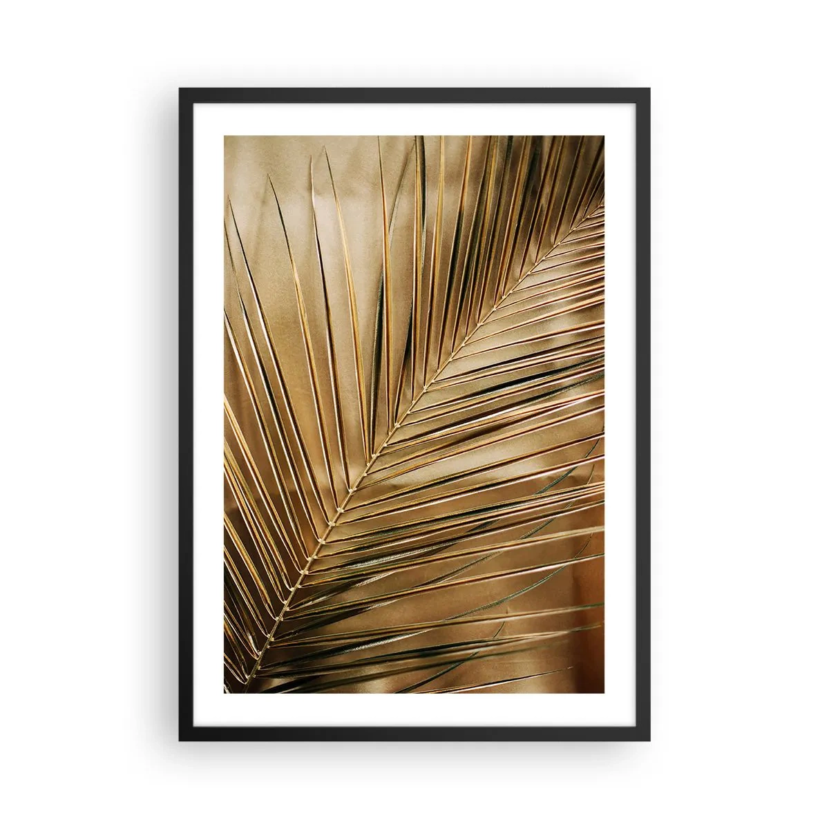 Affisch i svart ram - Gyllene palmblad på en elegant bakgrund - 50x70cm - Naturlig pelargång - Modern väggdekoration för vardagsrum och sovrum ARTTOR
