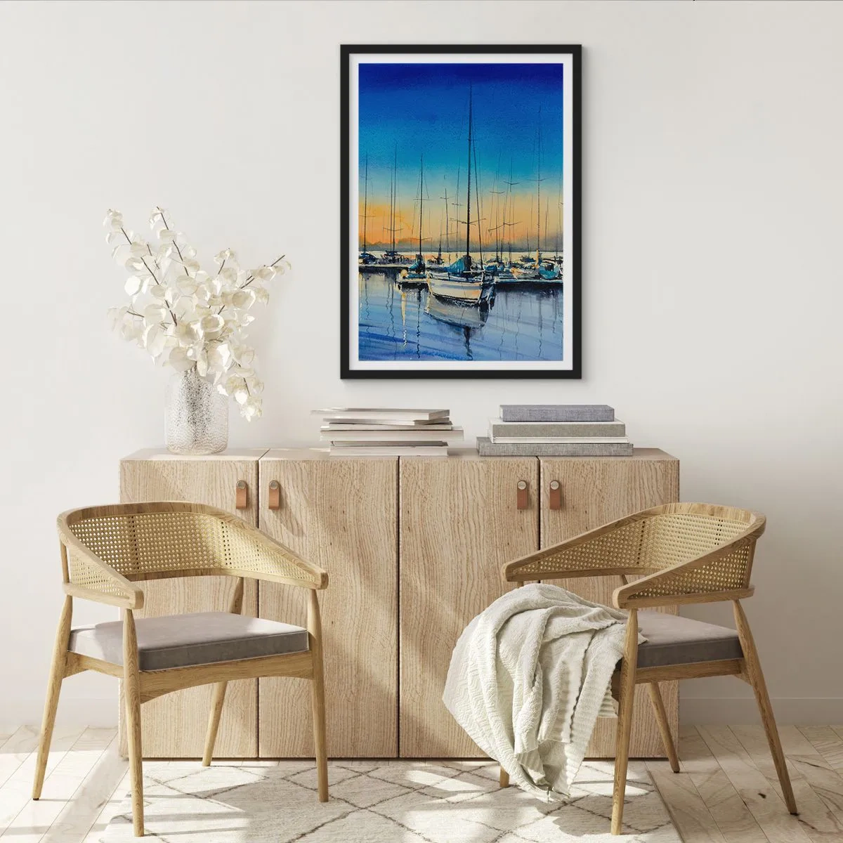 Affisch i svart ram - En målerisk scen av segelbåtar i en hamn vid solnedgången - 50x70cm - Slutet på en bra dag - Modern väggdekoration för vardagsrum och sovrum ARTTOR