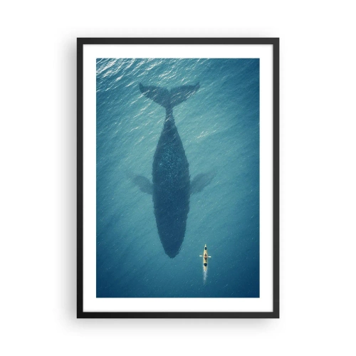 Affisch i svart ram - Paddla kajak på vattnet ovanför skuggan av en enorm val - 50x70cm - Möte på havet - Modern väggdekoration för vardagsrum och sovrum ARTTOR