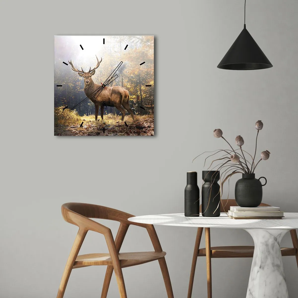 Väggklocka - Klocka på glas - I fullt majestät - 30x30 cm