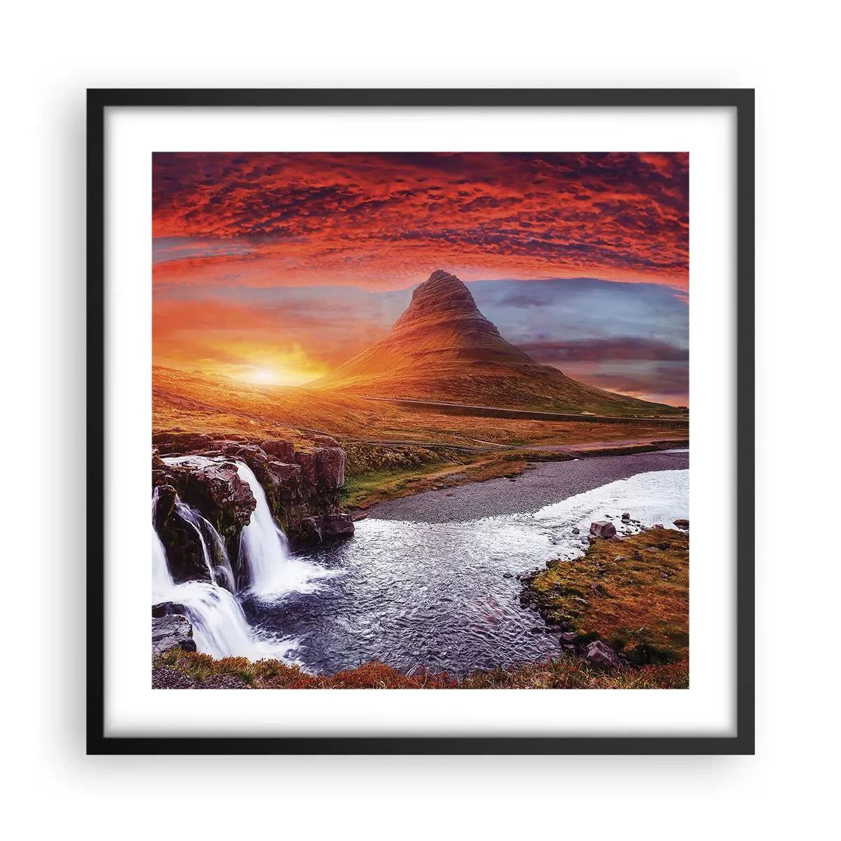 Affisch i svart ram - Utsikt över Midgård - 50x50 cm