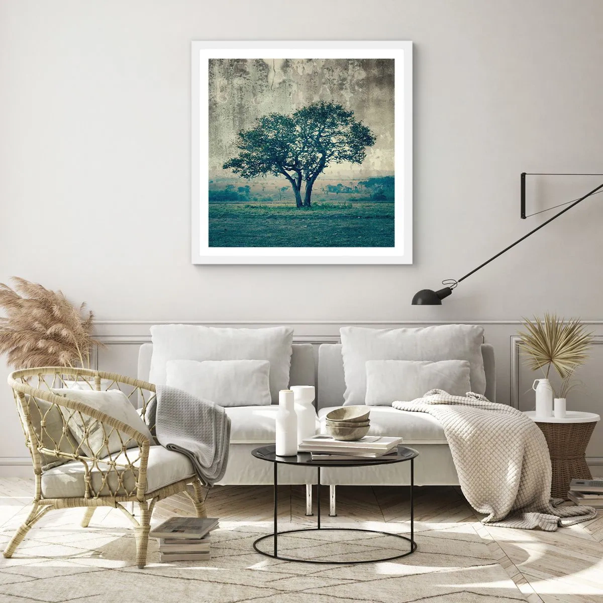 Affisch i vit ram - Äppelträd på blå betesmark? - 50x50 cm