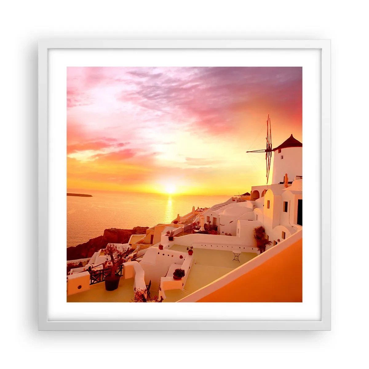 Affisch i vit ram - Smälta sig in i vitt och guld - 50x50 cm